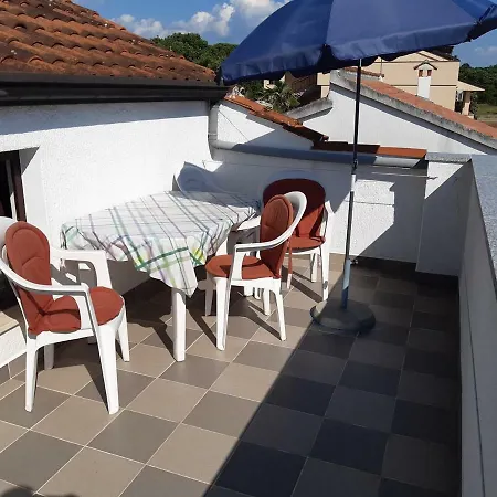 アパート Anica - Two Bedrooms, Terrace With Beautiful View ポレッチ